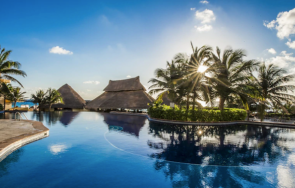 CancunPool.png