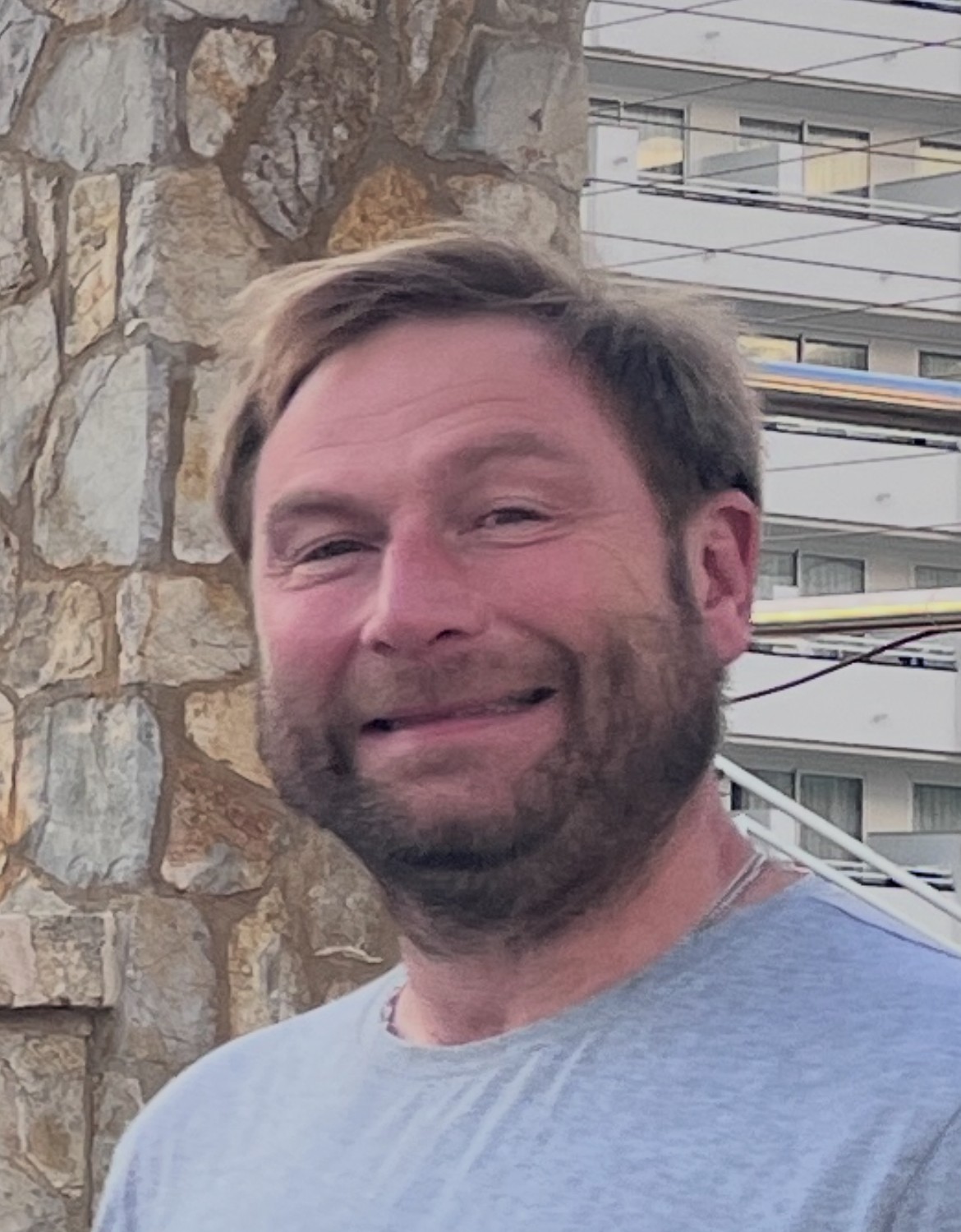 Tom.jpg