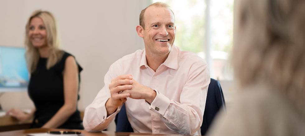 DR_Duncan_Taylor_Plastic_surgeon_contact.jpg