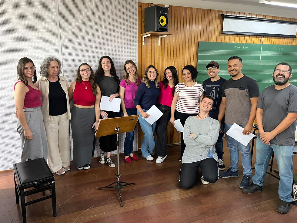 Apresentação - No meio da rua (Composição Coral)