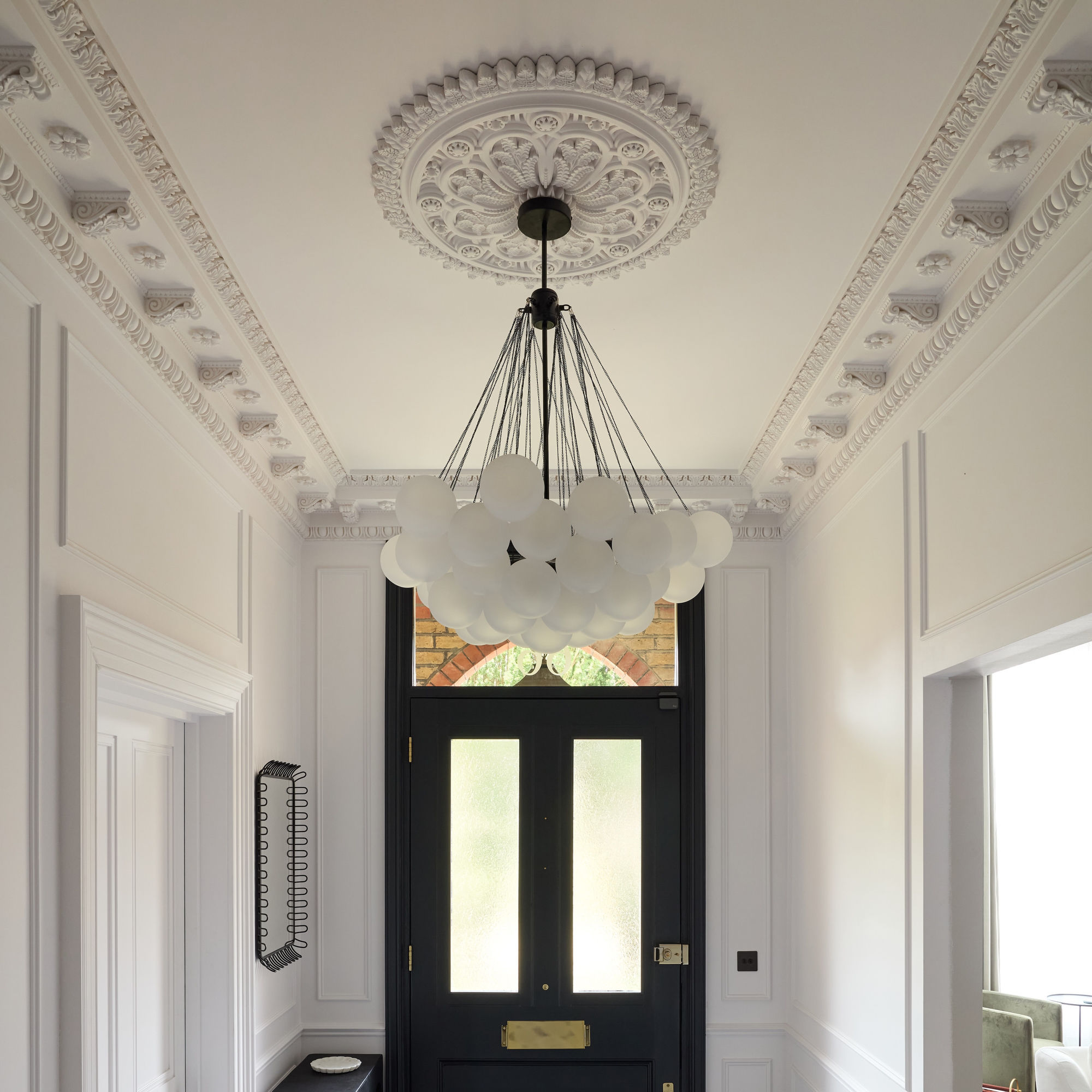 CL-CR01 Large Victorian/Edwardian Ceiling Rose. Diameter: 770mm.