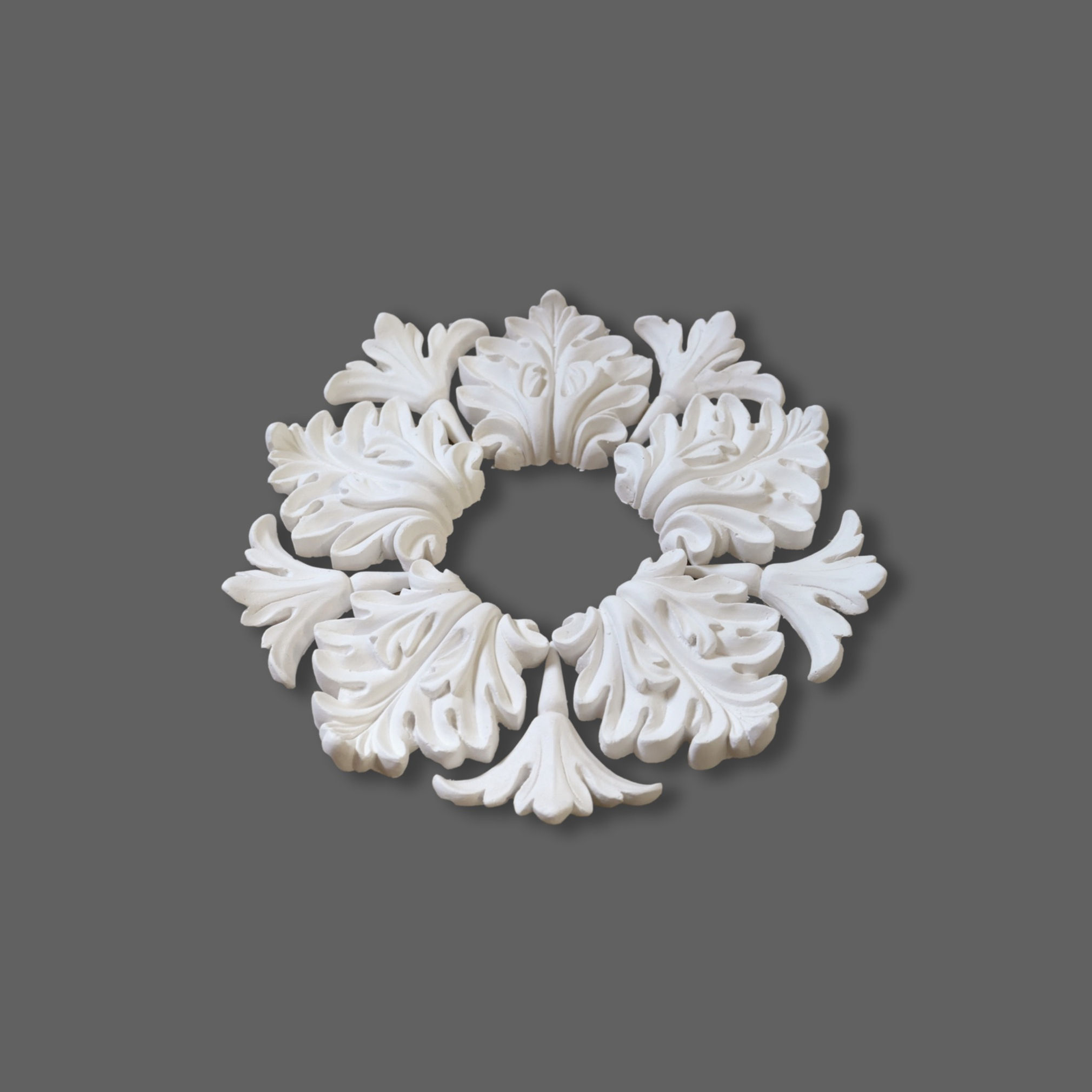 CL-CR27 Small Ceiling Rose. Diameter: 390mm.
