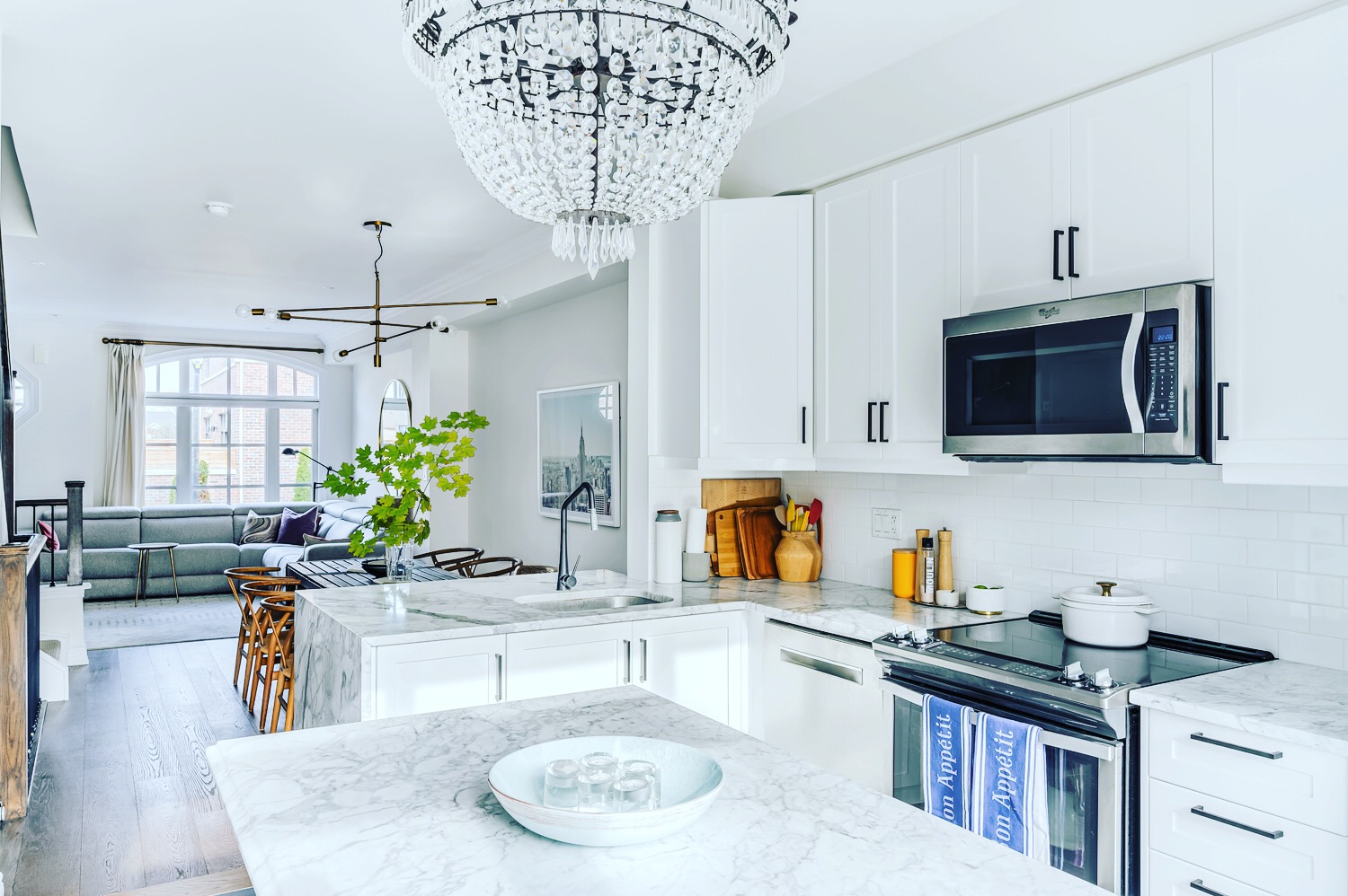 Sabrina Linn Design, Decorator & Style Consultant
