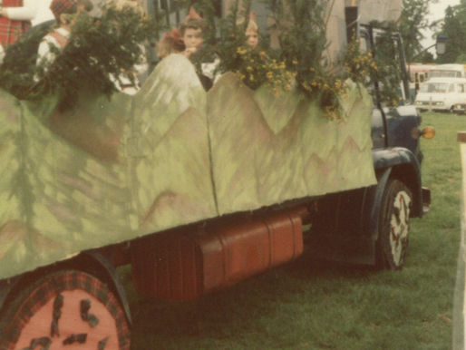 Playgroup Float 1975 And Cutting 1976