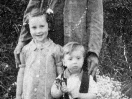 Albert Griffiths And Grandchildren