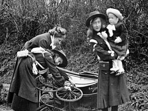 Girl Guides With Pram In 1910