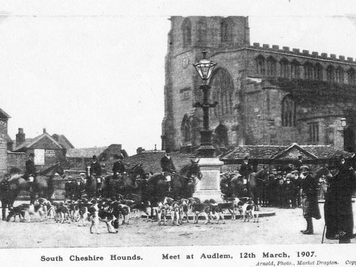 The Hunt Assembling In Square 1907