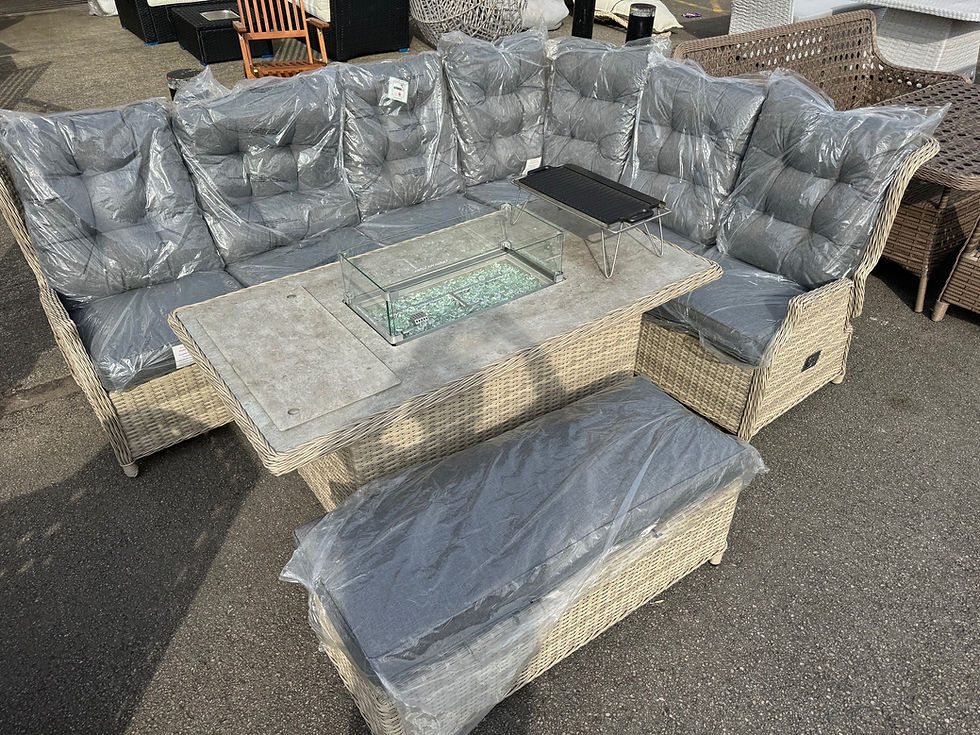 Thumbnail: DEBORAH GARDEN SET