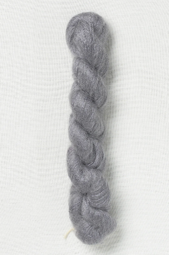 Urth Yarns Bonmoher "Overcast"
