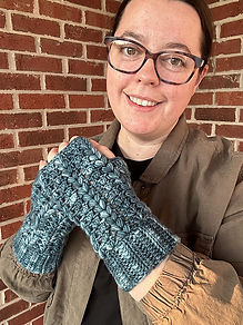 katiebird mitts.jpeg