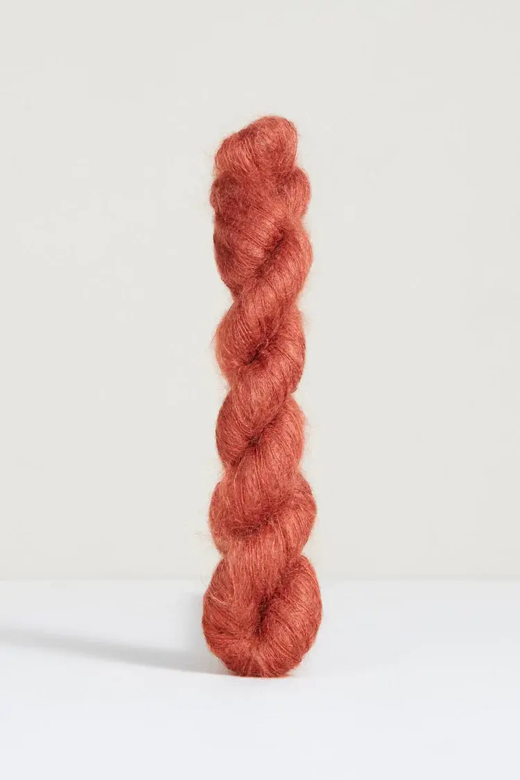 Urth Yarns Bonmoher "Sunset"