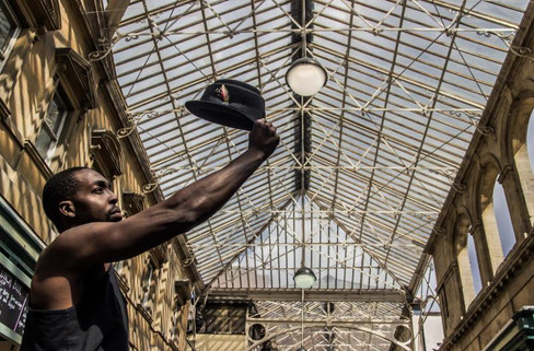 217 Hats off to Bristol - Catarina Laure