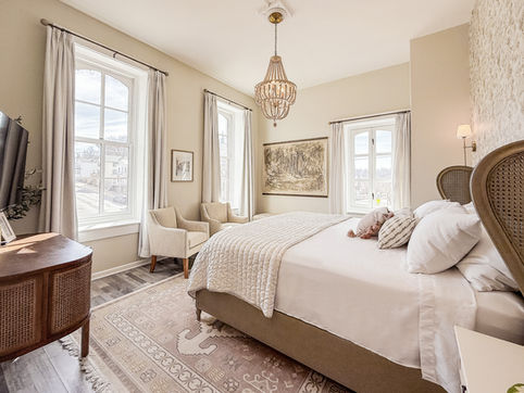 Hotel Room with Main Street Views and Large Windows – Room 6, Hotel Lanesboro