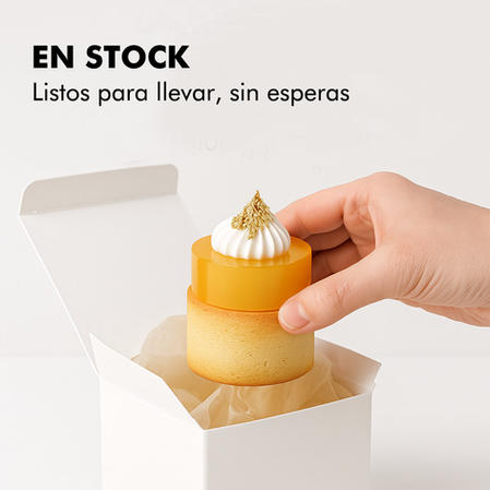 Pasteles falsos en Stock, listos para llevar.