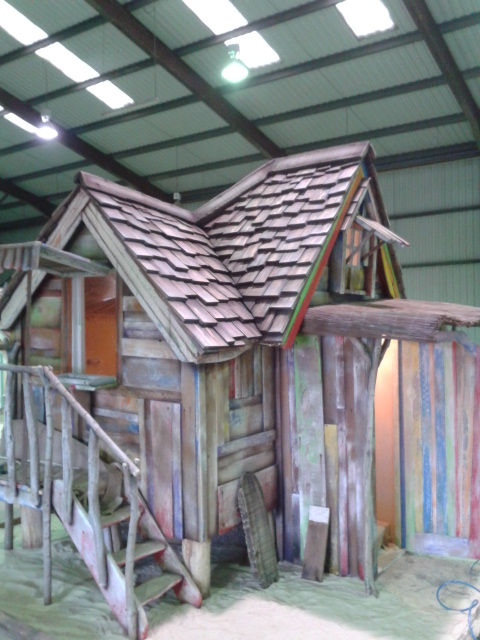 Set Piece 3 (2).jpg