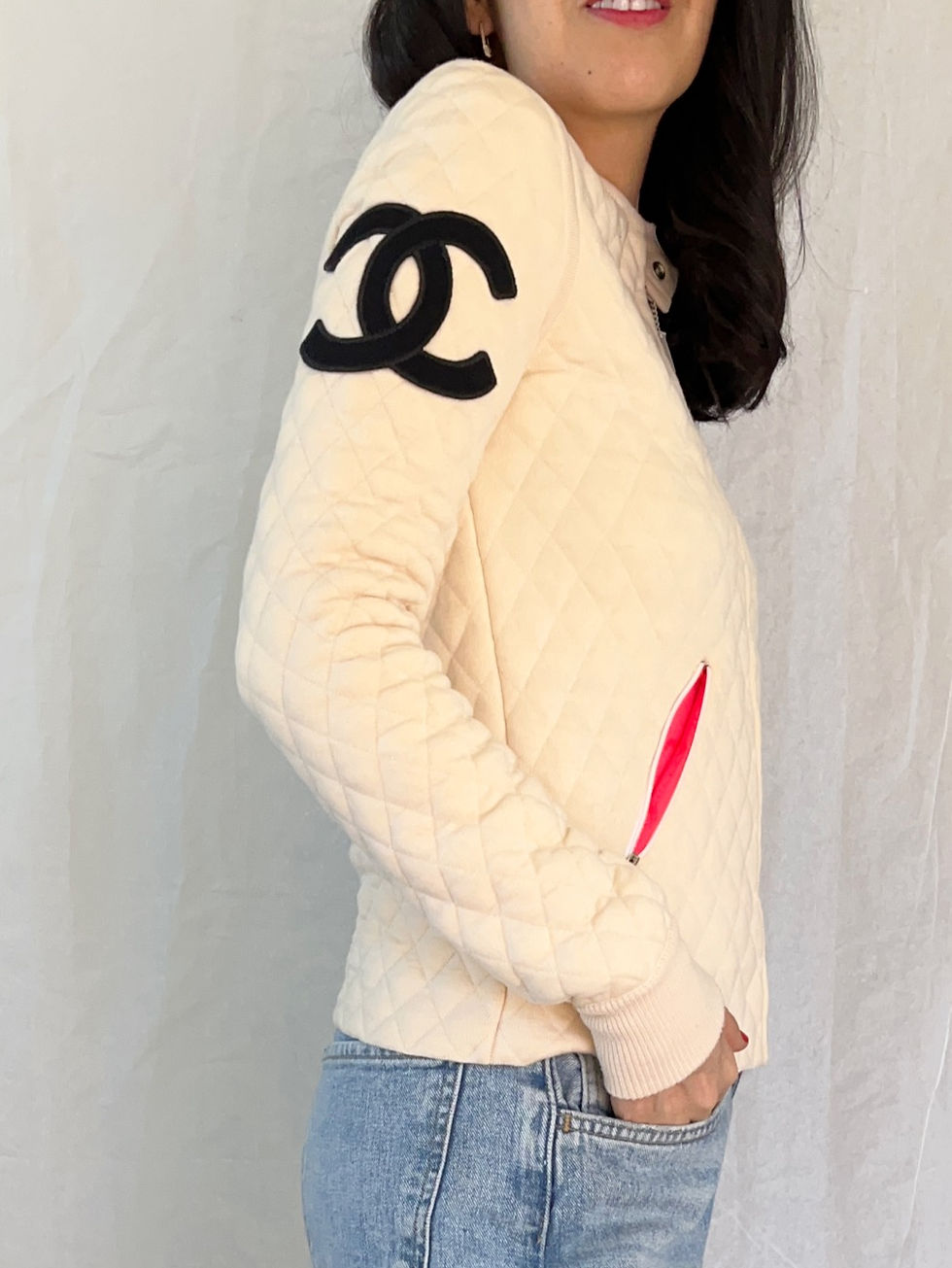Thumbnail: CHANEL  JACKET  FROM 2005 FALL COLLECTION