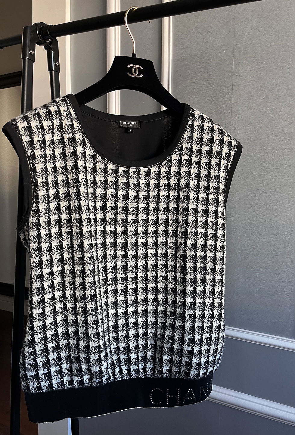 Thumbnail: CHANEL  TWEED VEST FROM 2020 PRE-FALL COLLECTION