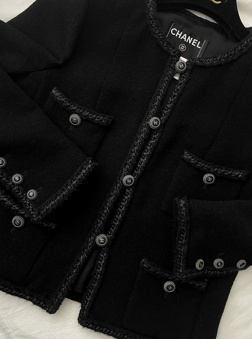 Thumbnail: CHANEL WOOL BOUCLE JACKET FROM 2008 FALL  COLLECTION