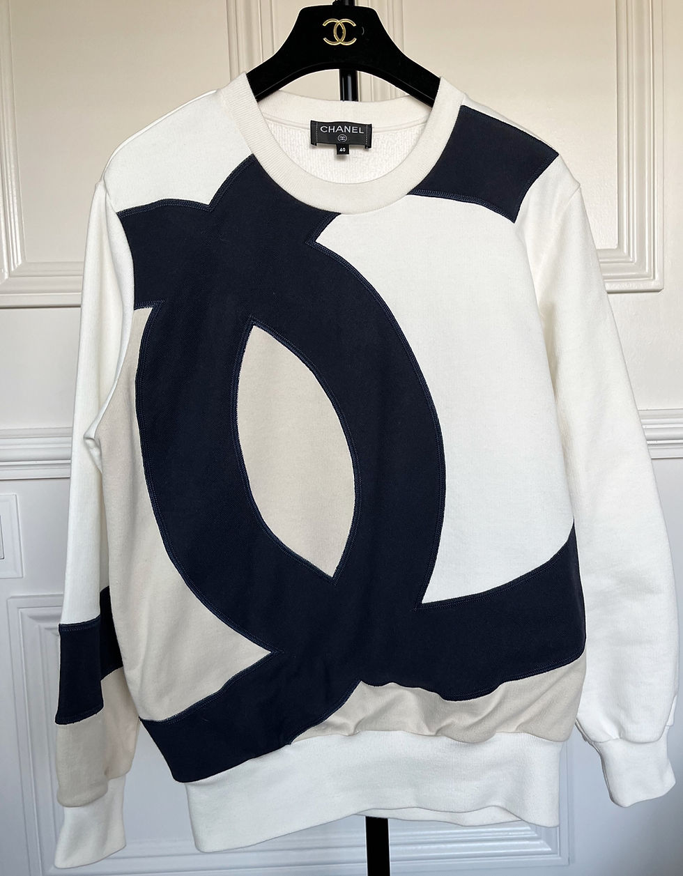 Thumbnail: CHANEL SWEATER  FROM 2018 SPRING  COLLECTION