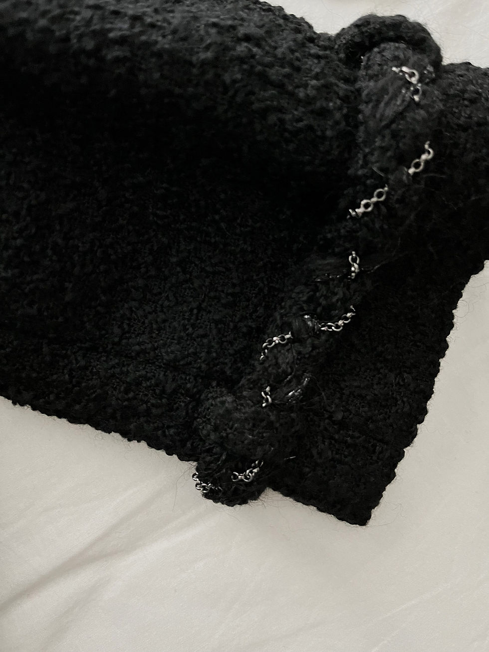 Thumbnail: CHANEL BOUCLE JACKET 2007 FALL   COLLECTION