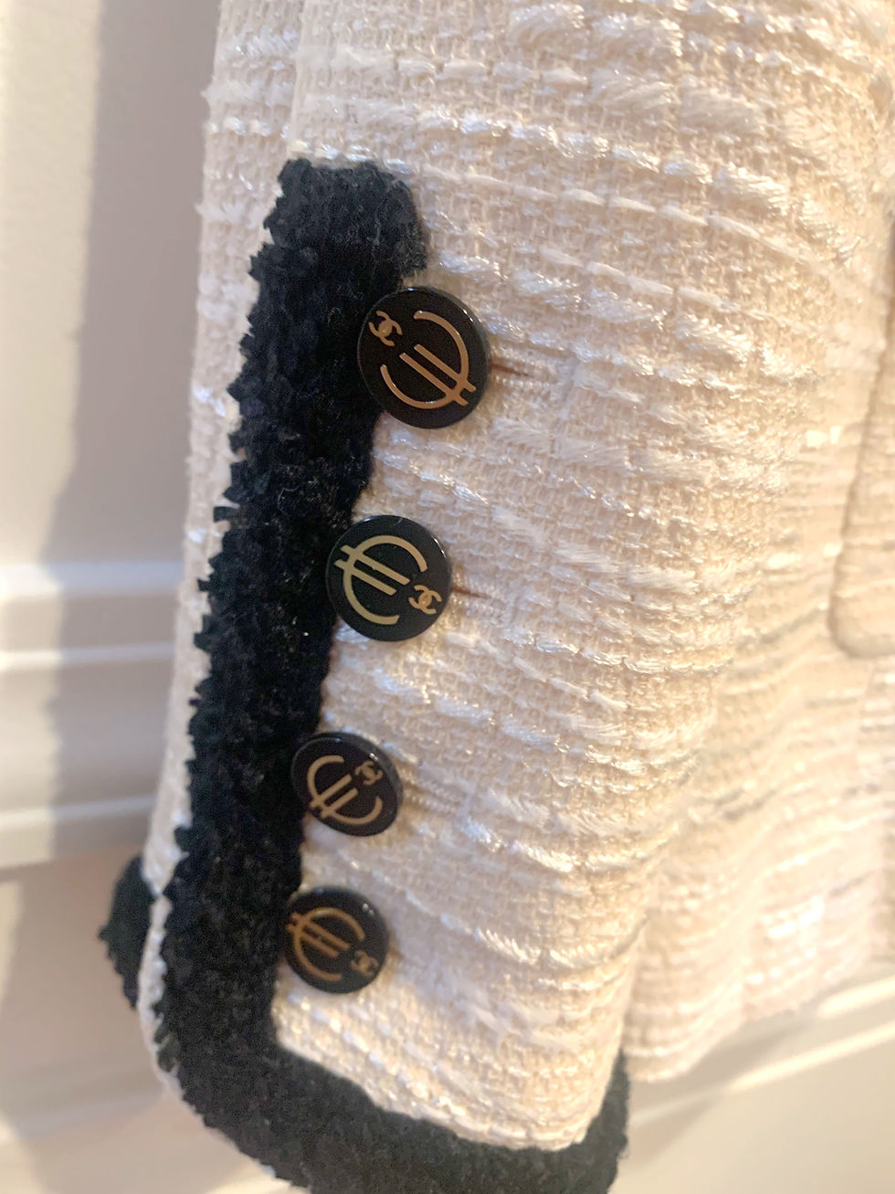 Thumbnail: Chanel jacket from 2002 spring collection
