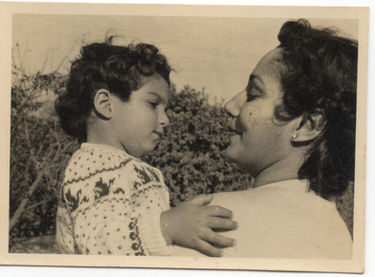      Remembering my mother Zeenat