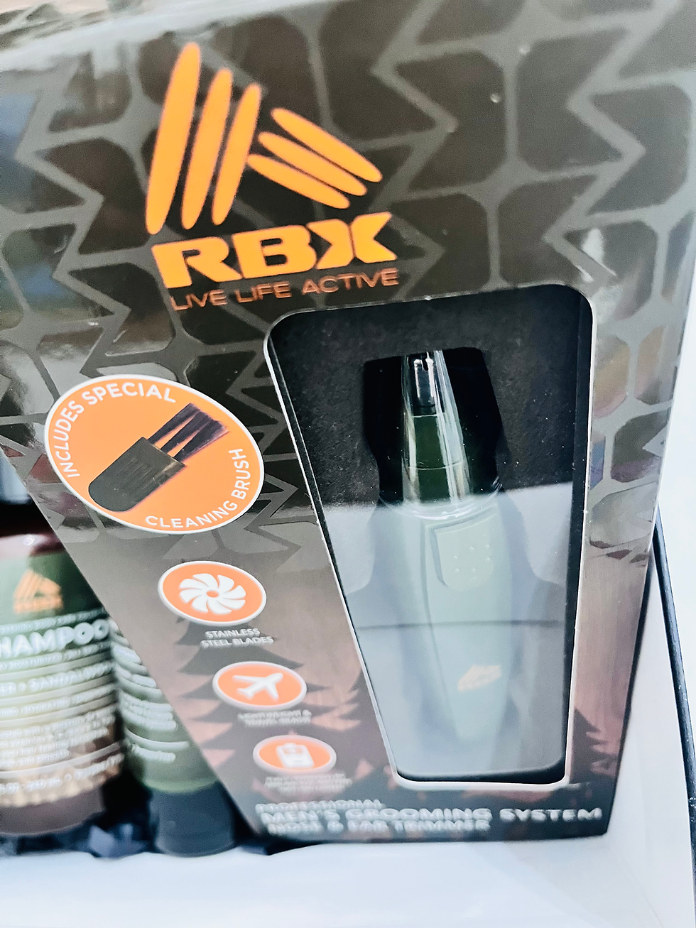 Thumbnail: Grooming Essentials Gift Set