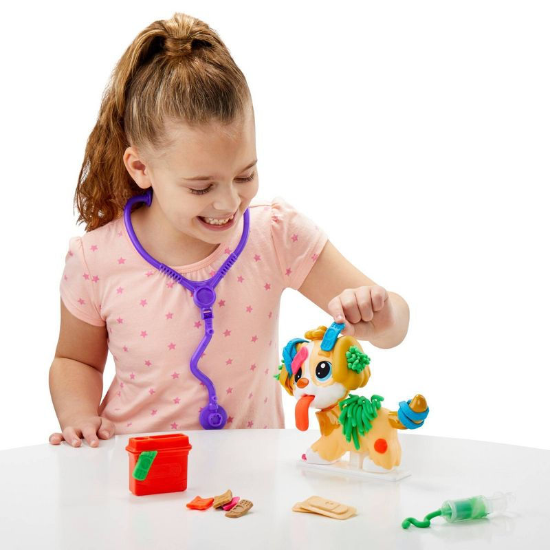 Thumbnail: Play-Doh Care 'N Carry Vet Playset