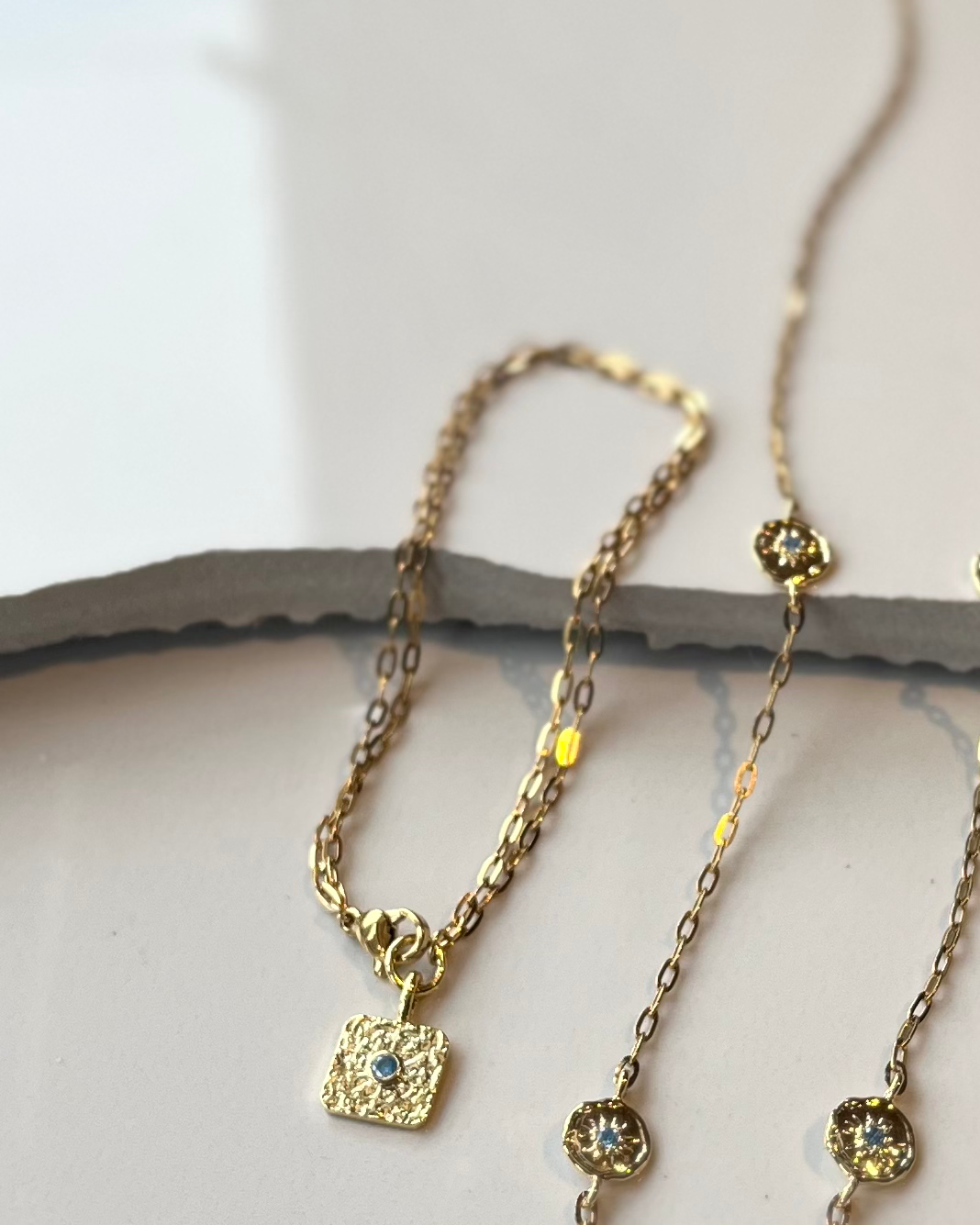 14K Goldplate Bracelet + Textured Square  Pendant FBJ33