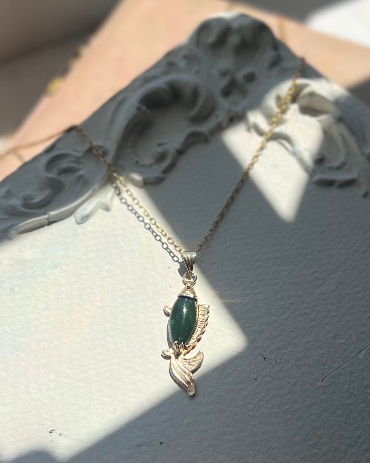 Vintage Goldplate Fish + Stone Necklace TVAN17
