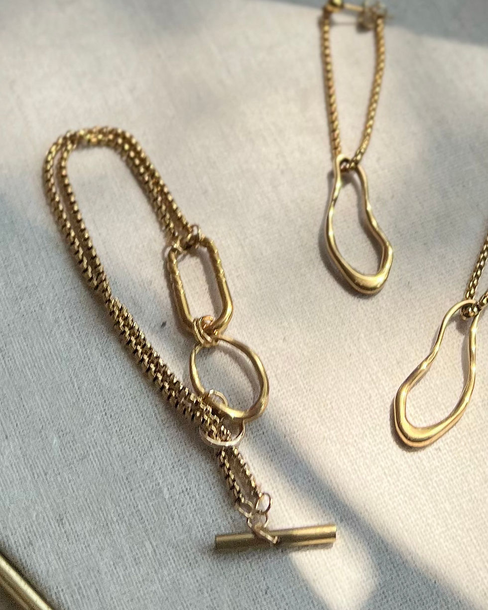 Thumbnail: Brass Loop + Box Chain Bracelet FBJ80