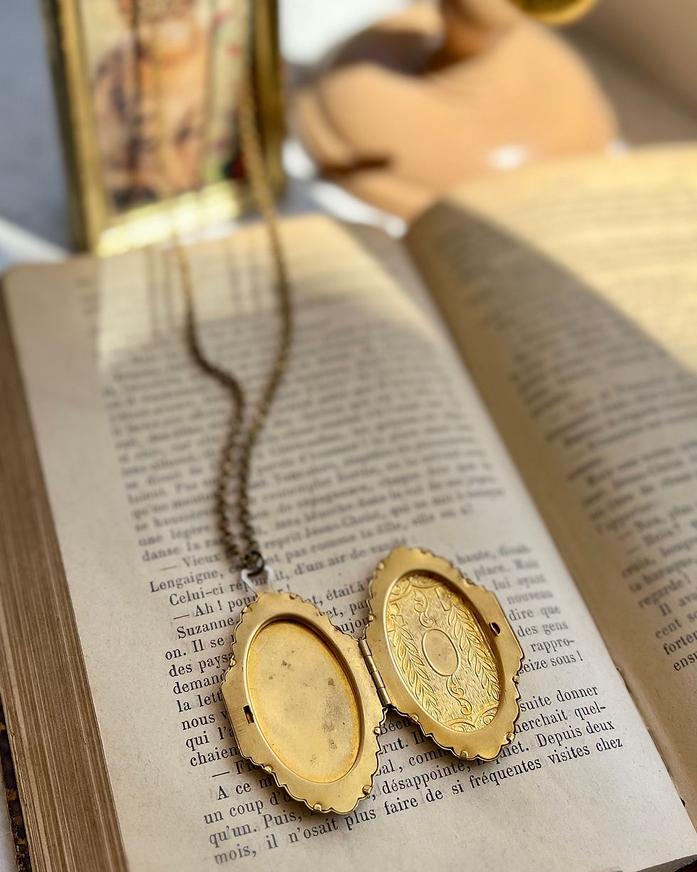 Thumbnail: Vintage Victorian Revival Gold Tone Locket Necklace 1940s Heirloom TVN77