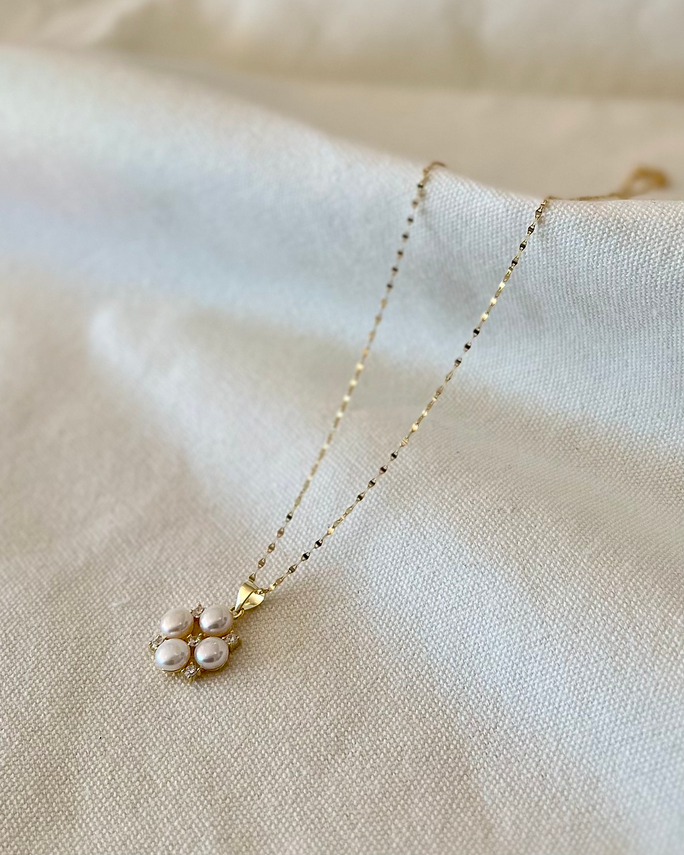 Thumbnail: KINDRED 14K Vermeil + Freshwater Pearl Necklace KN06