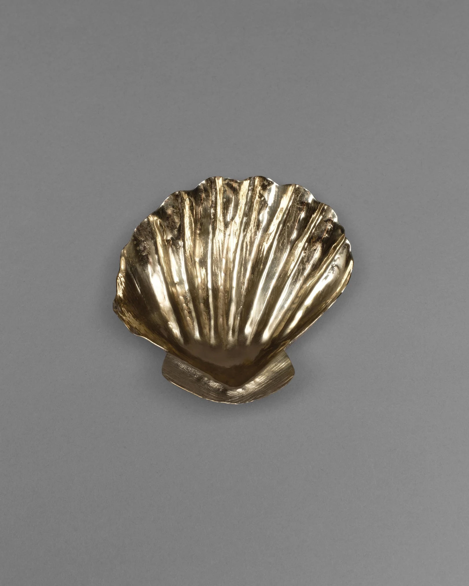 SCALLOP SHELL BOWL