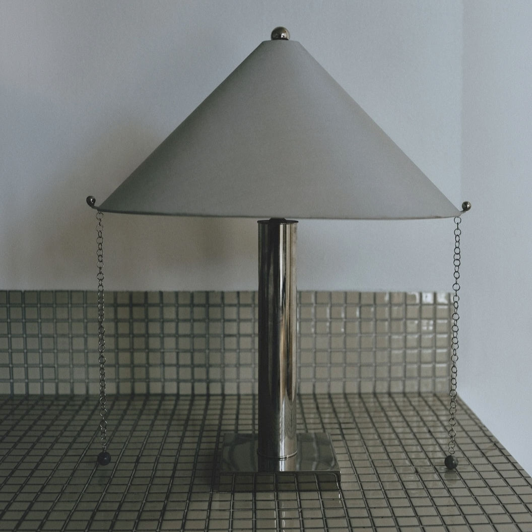 TABLE LAMP 002