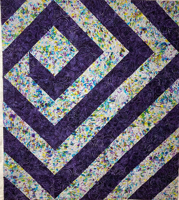 Diamonds around diamonds longarm quilting by Apple Basket Quilting.jpg