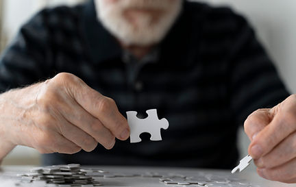 elderly-man-confronting-alzheimer-disease.jpg