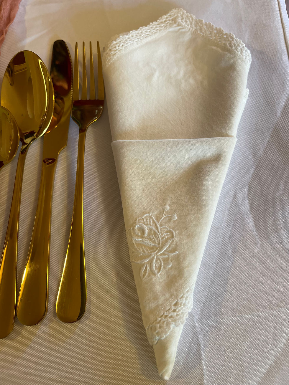 Thumbnail: Vintage cotton napkins with embroidery
