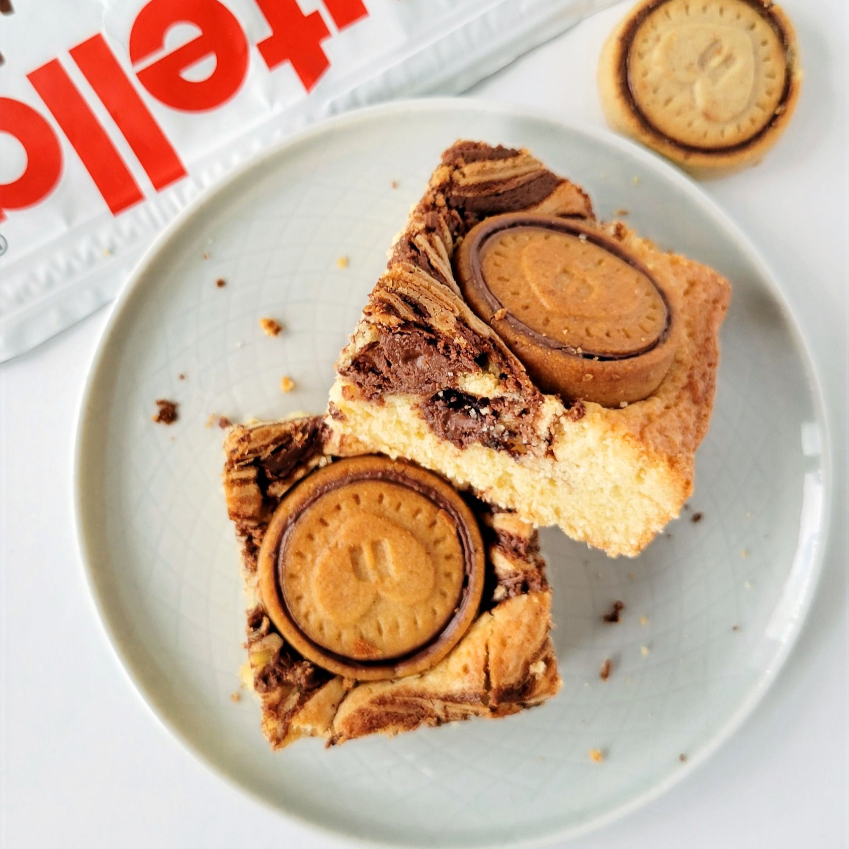 NUTELLA BISCUITS BLONDIES