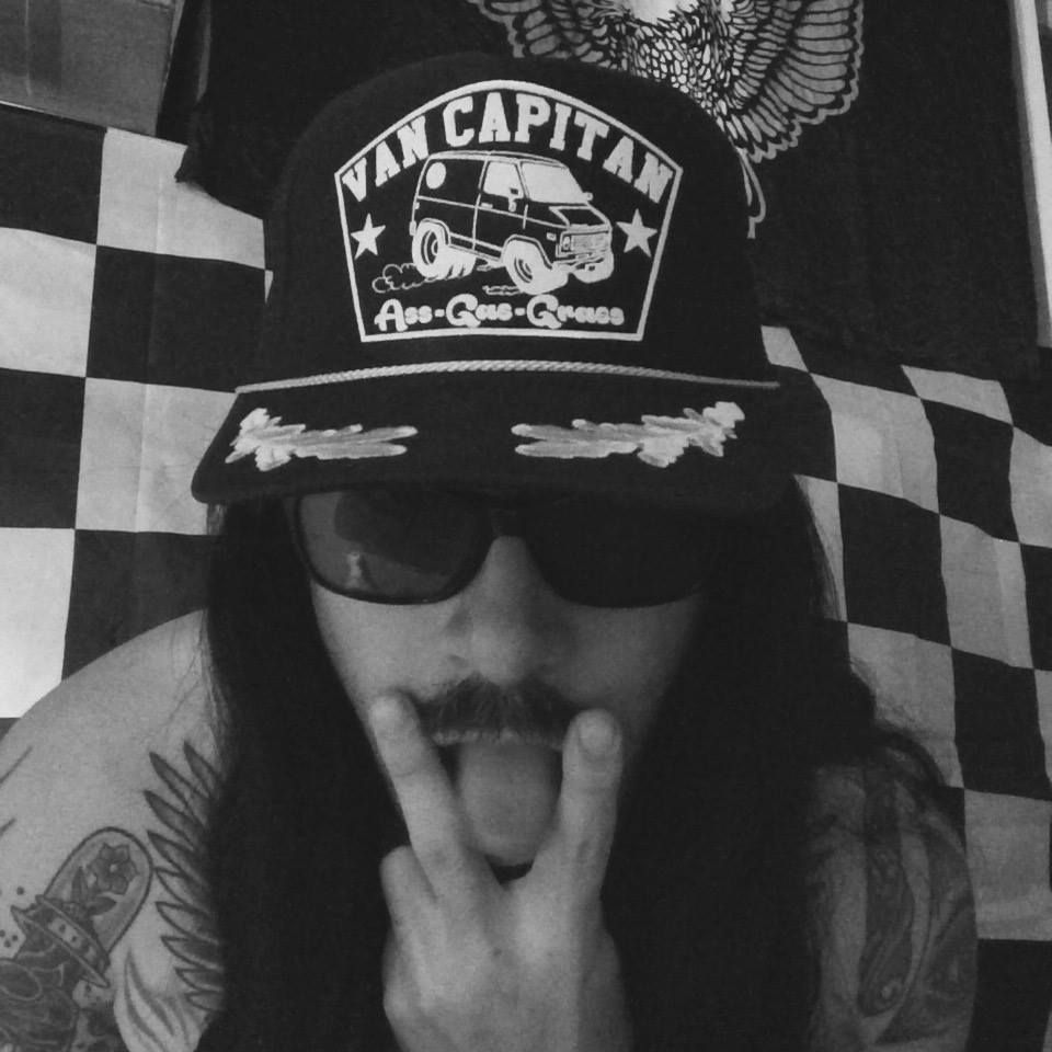 Thumbnail: "Van Capitan" scrambled egg captain trucker hats