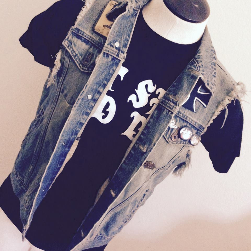 Thumbnail: EAT SHIT AND DIE TEE SHIRT