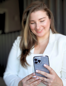 Carly Photo's Vertical (21).png