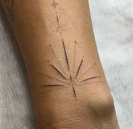 tattoo-budva-fine-line-minimalist-geomet