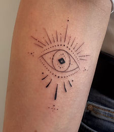 Fine line single needle eye geometric design - Tattoo Budva