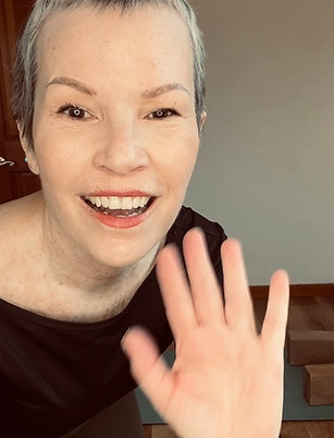 debbie saying hi.jpg