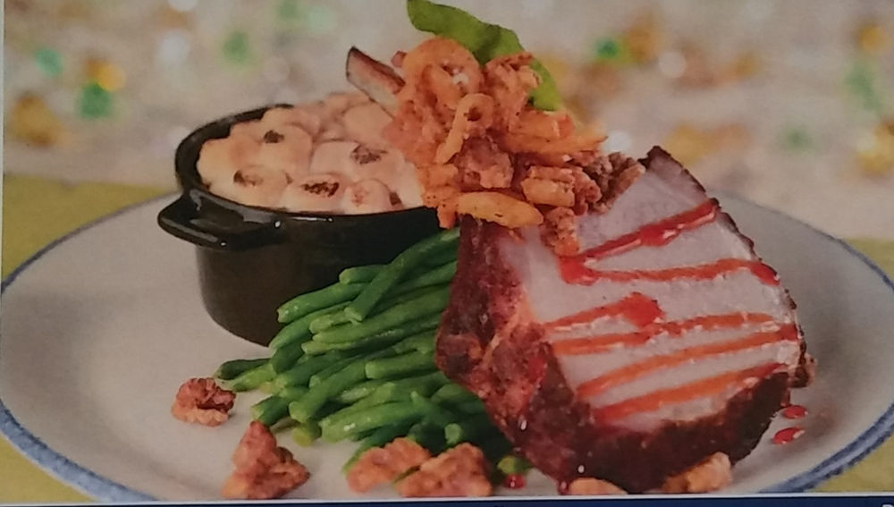 What Food is Available At The Crystal Palace in Disney's Magic Kingdom?