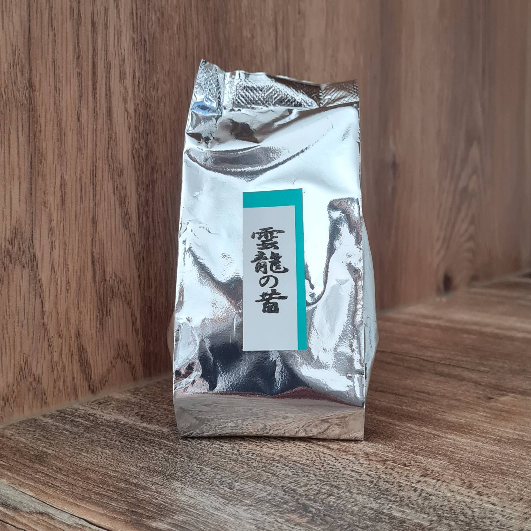 Nodaya - Matcha qui propose un umami doux et une légère amertume équilibrée. Finement moulu, il offre une texture soyeuse.