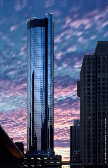 Westin Peachtree Plaza, 1989.