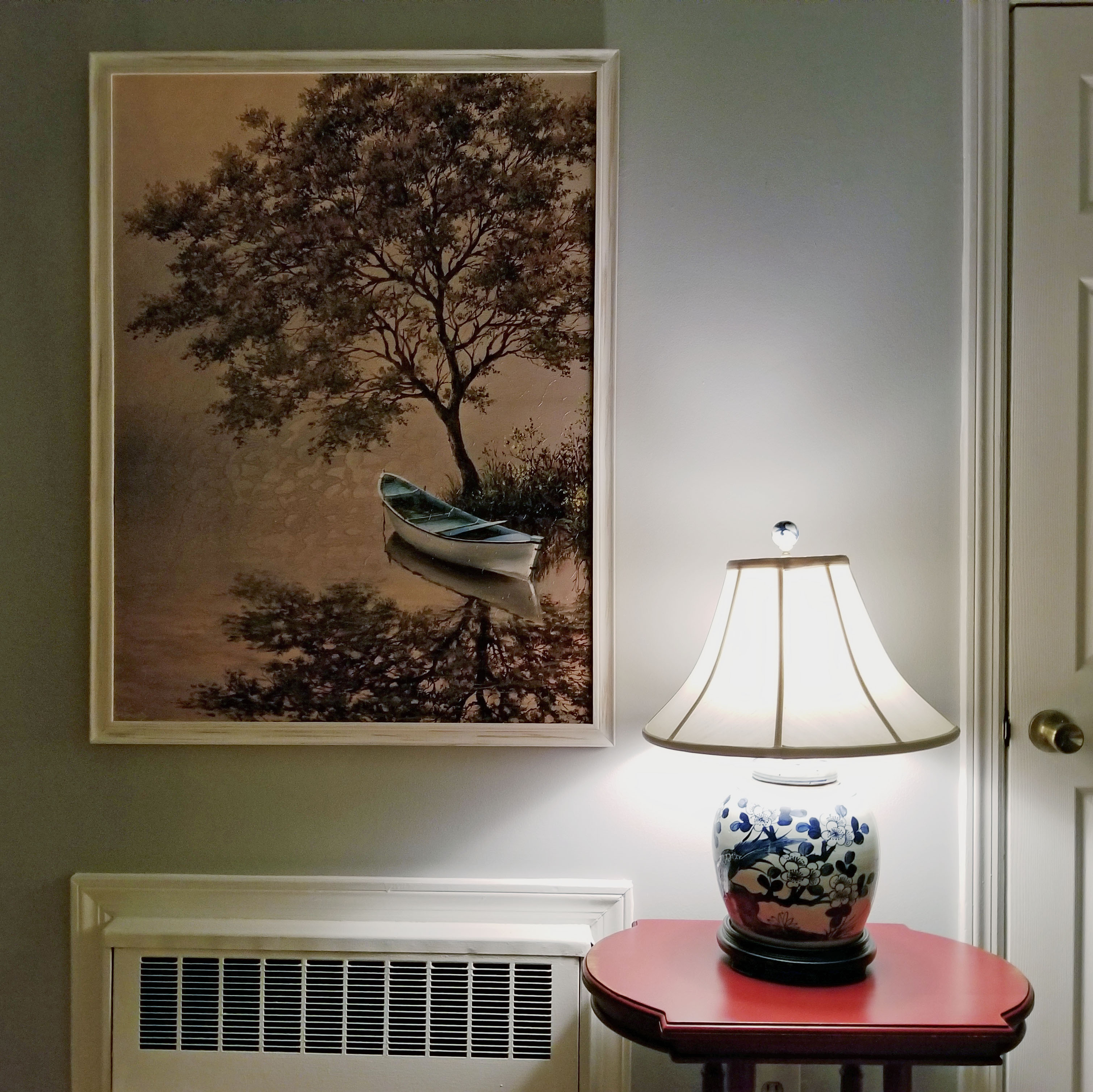 B&W Porcelain Lamp