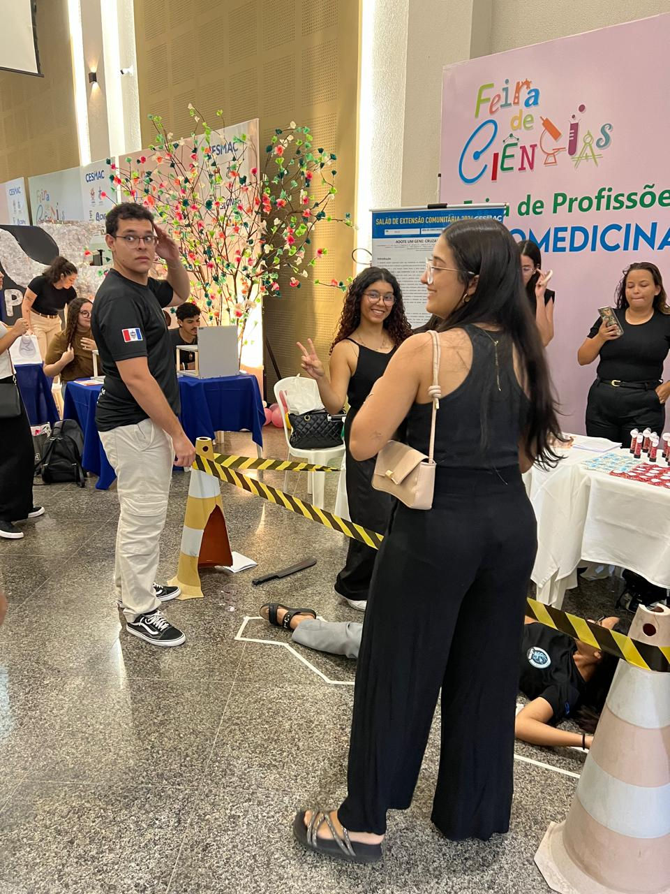 FEIRA DAS PROFISSÕES CENTRO ACADÊMICO LAGENE MONTAGEM
